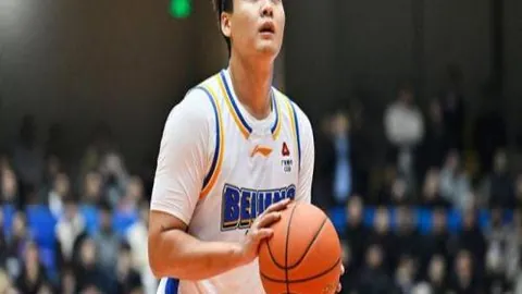 NBL三连胜背后揭秘：跳蚁与破坏者激战，胜利之路深度剖析！